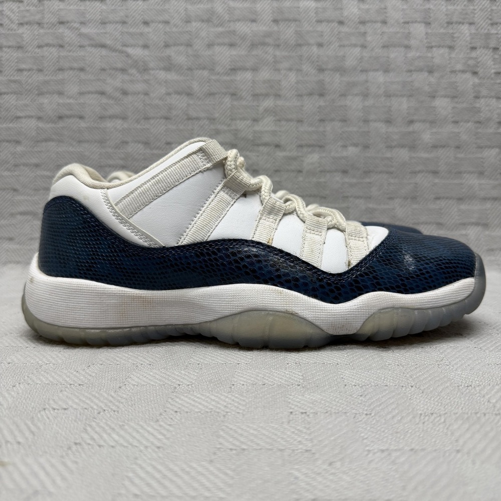 Jordan Air Jordan 11 Retro Low‎ Shoes Unisex Kids Size 6 Blue Snakeskin Sneakers